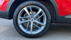MG Hs 1.5 T-GDI Exclusive 5dr DCT Petrol Hatchback